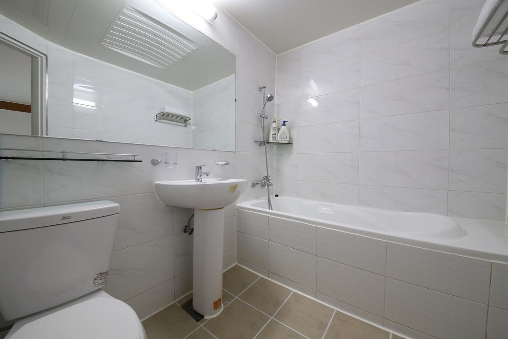 Abata Business Hotel Коян Экстерьер фото